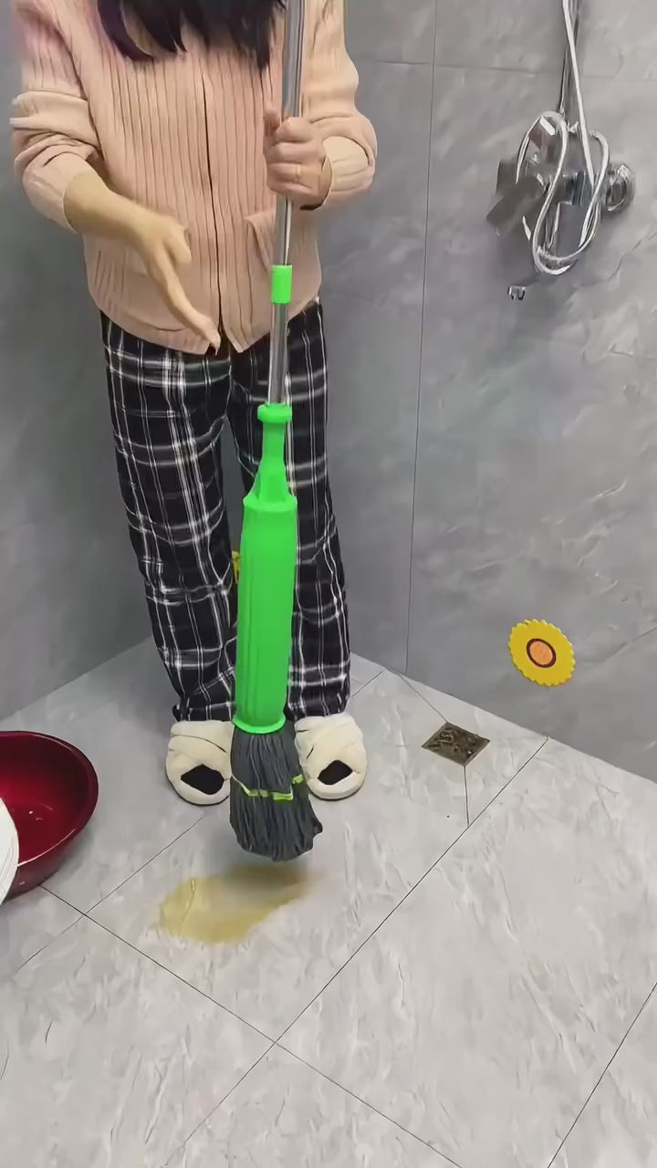 Self-twisting Water Rotating Mop